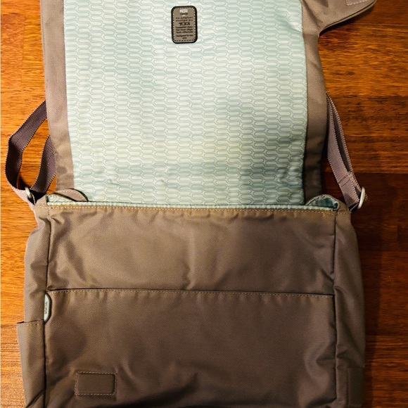 Tumi Tech Shoulder Bag Grey - Picture 2 of 3